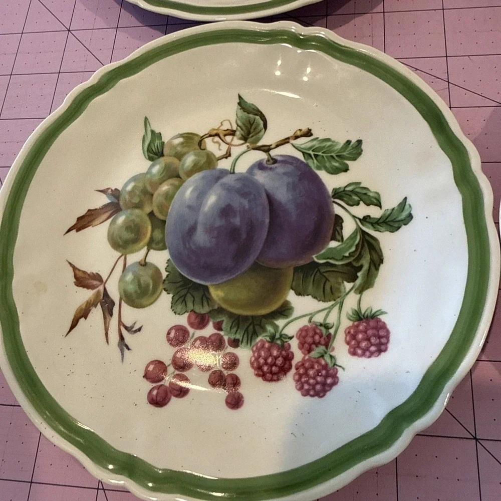 Rochard Limoges Dessert/salad Plates Fruit Design made in France Signed set of 4
